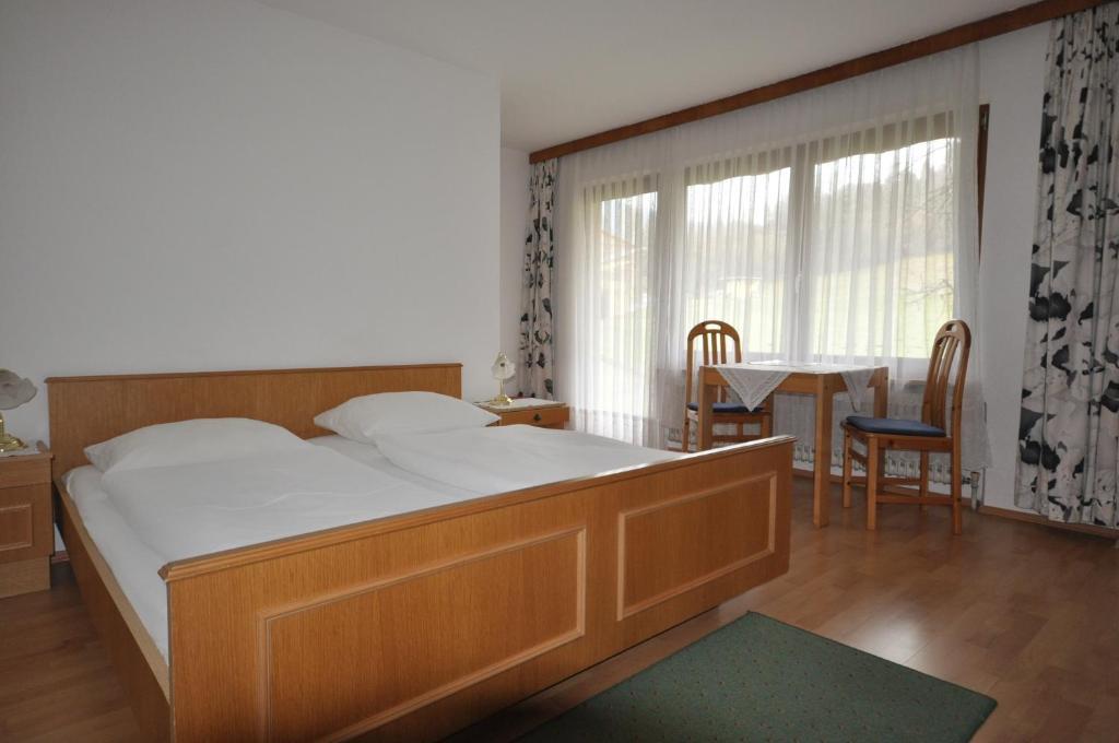 Gaestehaus Pension Edelweiss Kolsass Eksteriør billede
